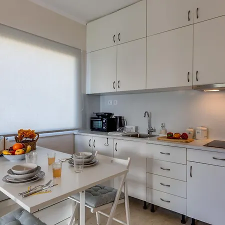 Sunny Comfortable Apartment *